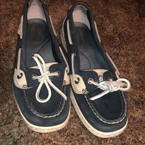 Blue sperry’s